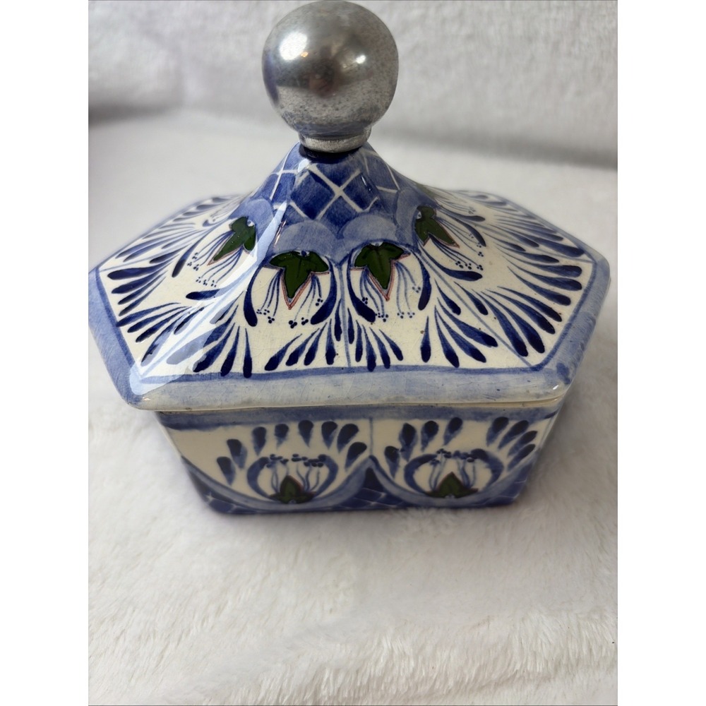 Vintage 90s Mexican Talavera Hexagonal Ceramic Trinket Box Lidded Jewelry Dish - Picture 4 of 15